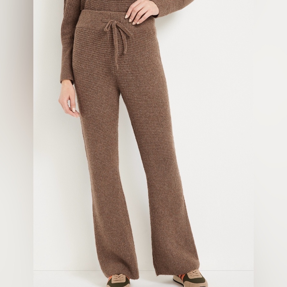 Maurices Featherlane Sweater Knit Pants Brown Flare High Rise Medium Women’s